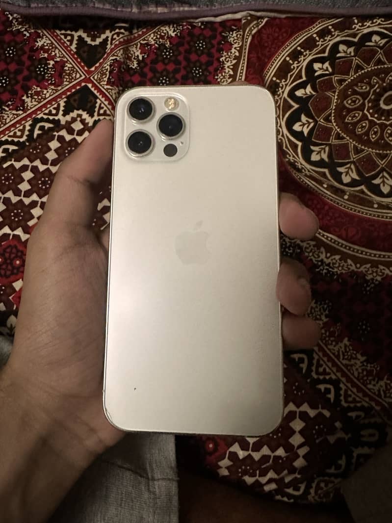 Apple iPhone 12 Pro 0