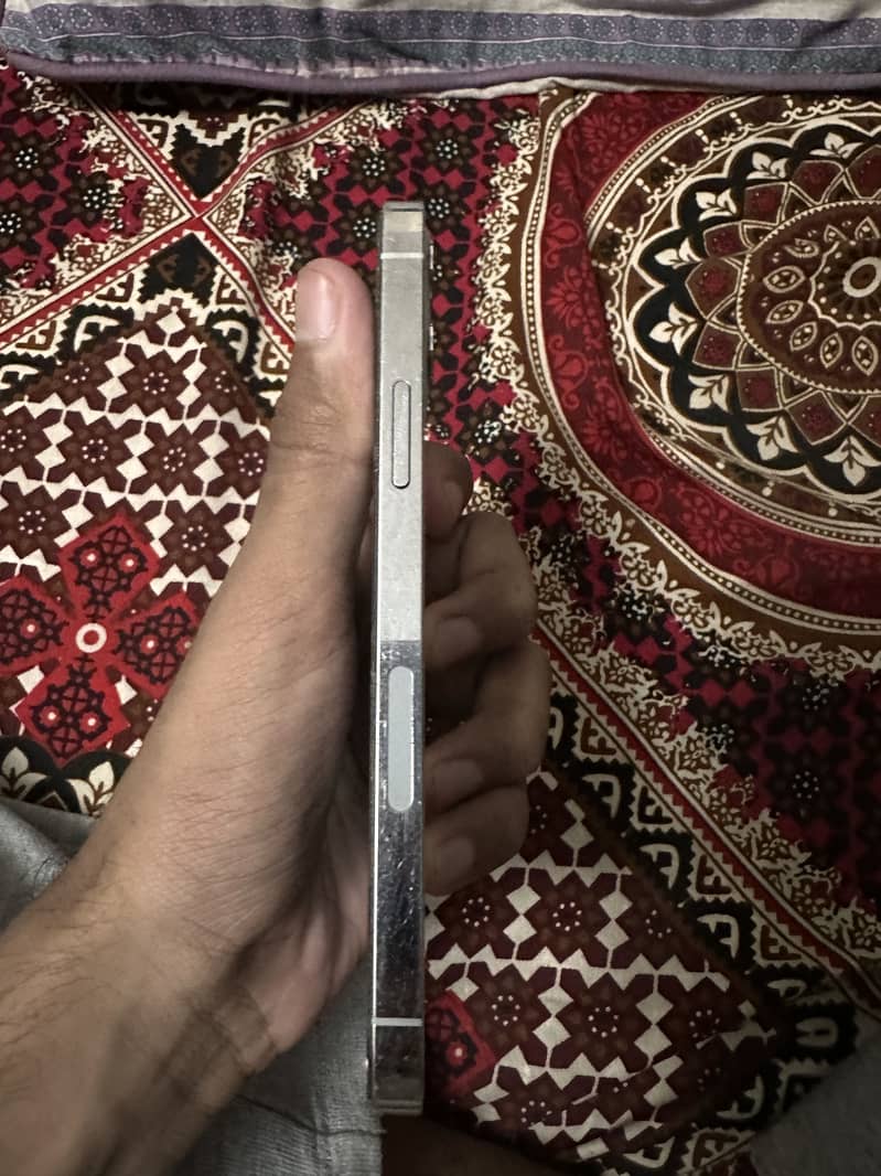 Apple iPhone 12 Pro 5