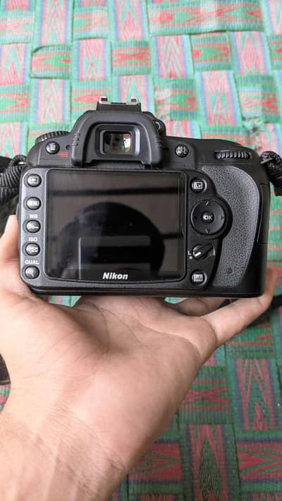 DSLR camera