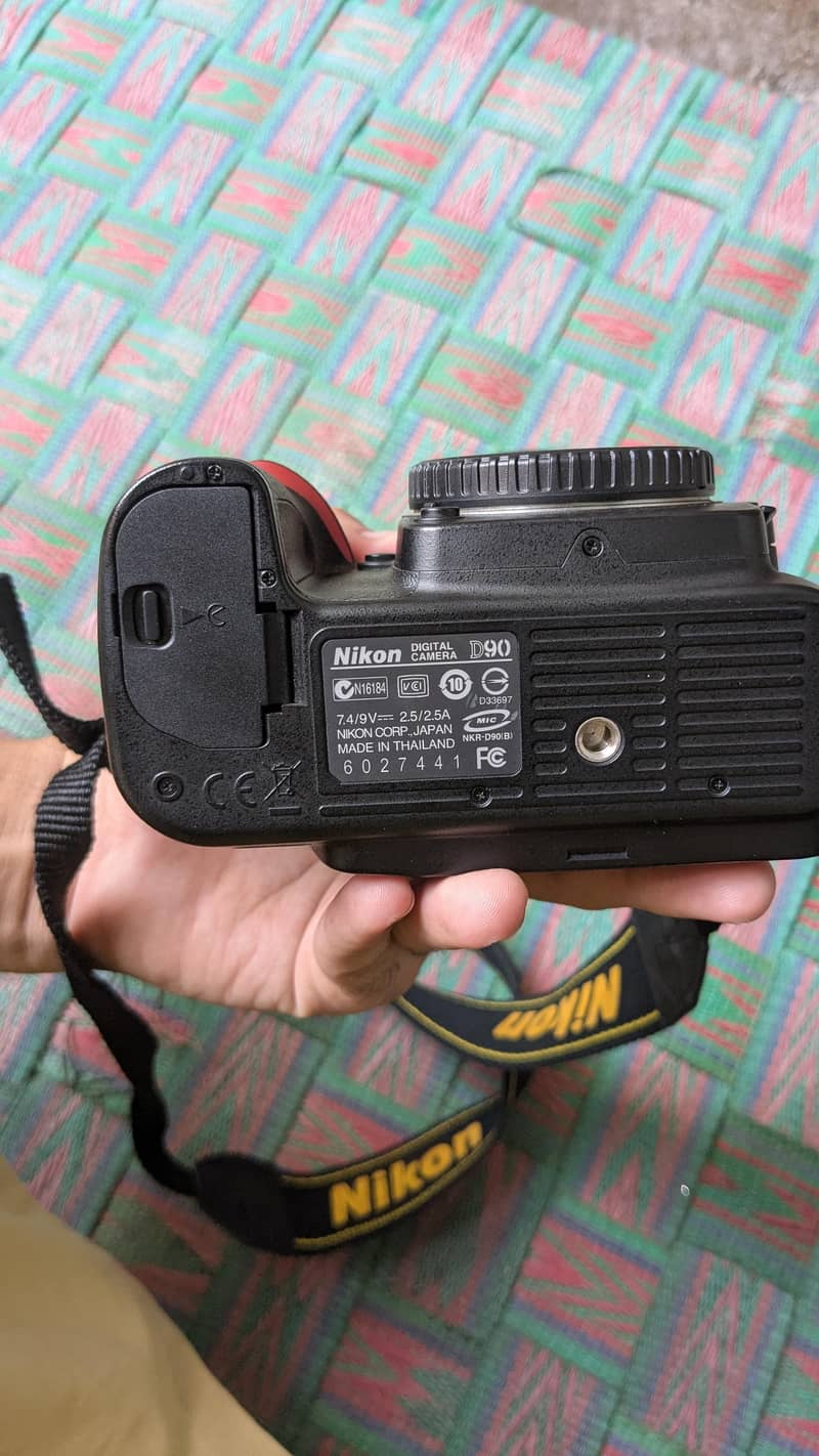 DSLR camera 3