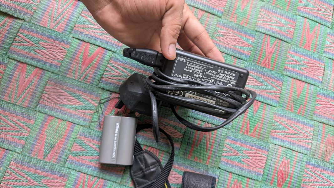 DSLR camera 8