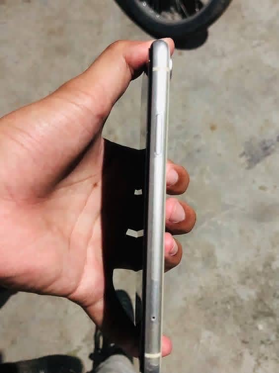 Apple iPhone XR 2