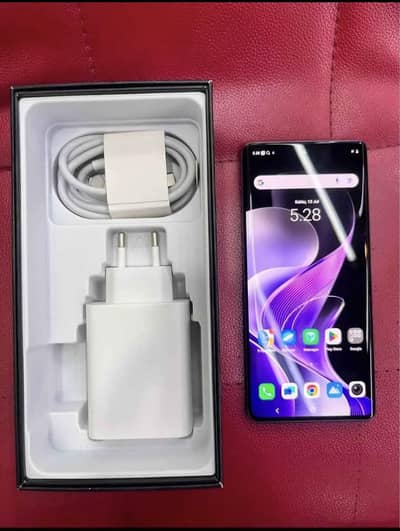 vivo v40 5G 12256gb PTA approved 10,by 10 condition