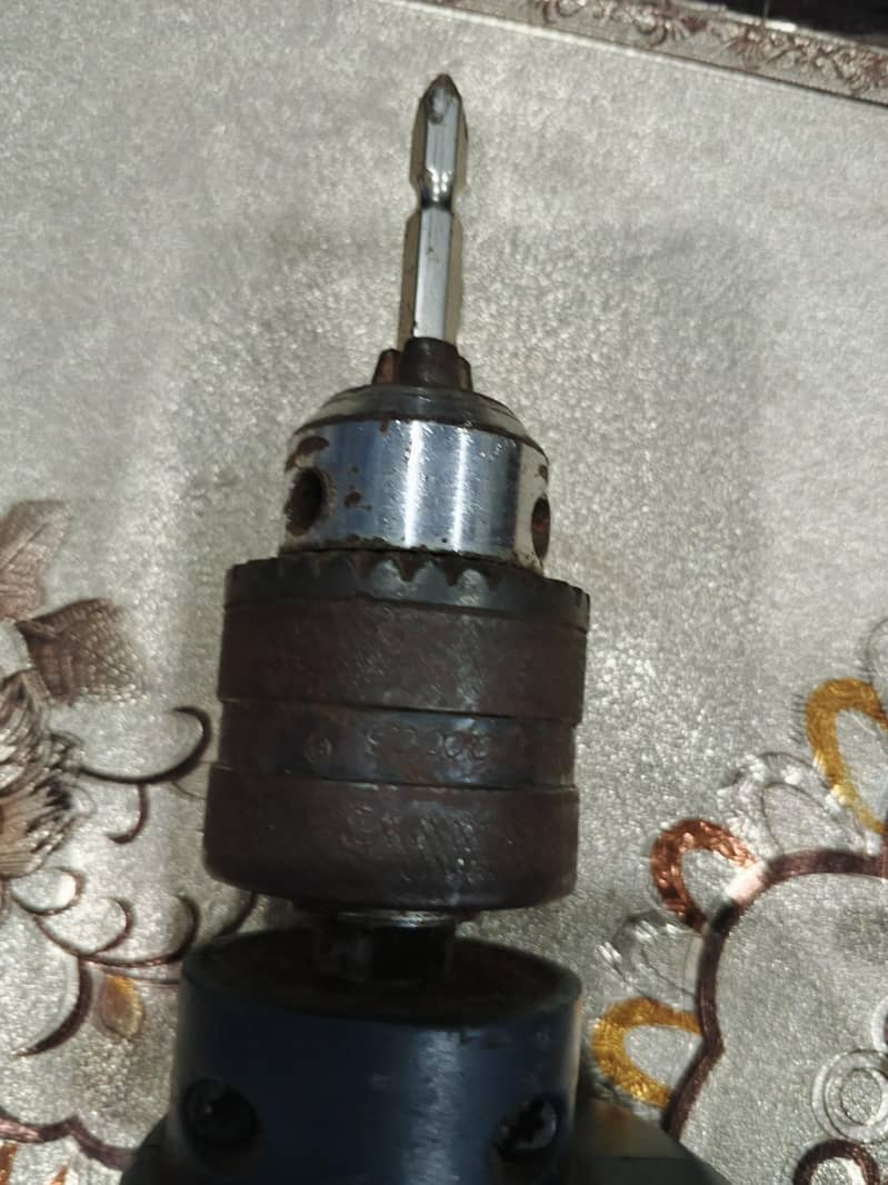Bosch Drill Hammer Machine 4