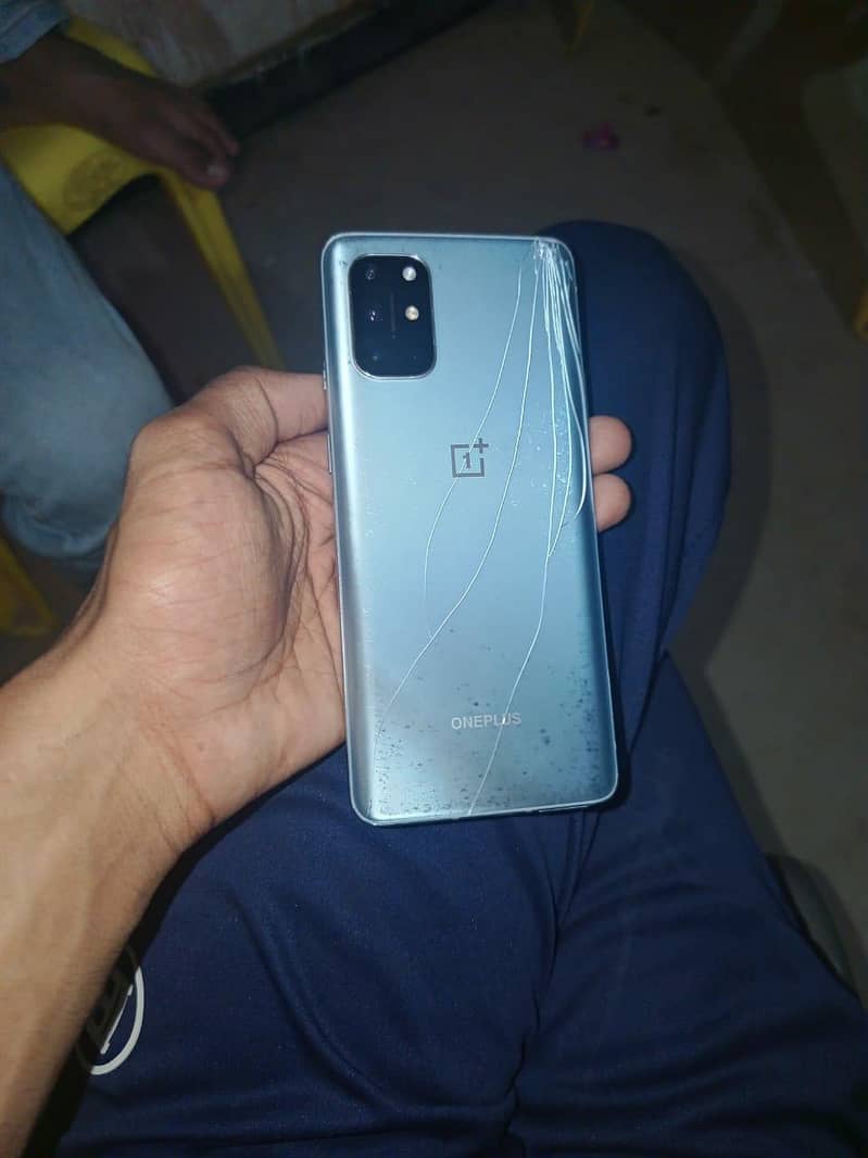 One Plus 8T 0