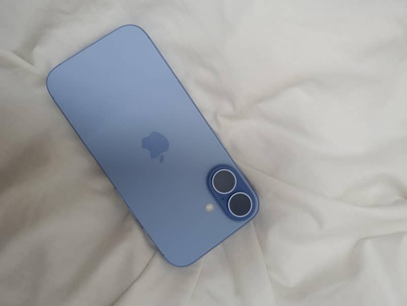 iPhone 17 0