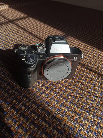 Sony A7r3 - body only