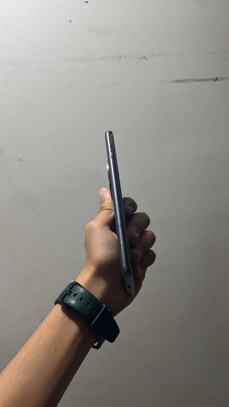 One Plus 12R 1