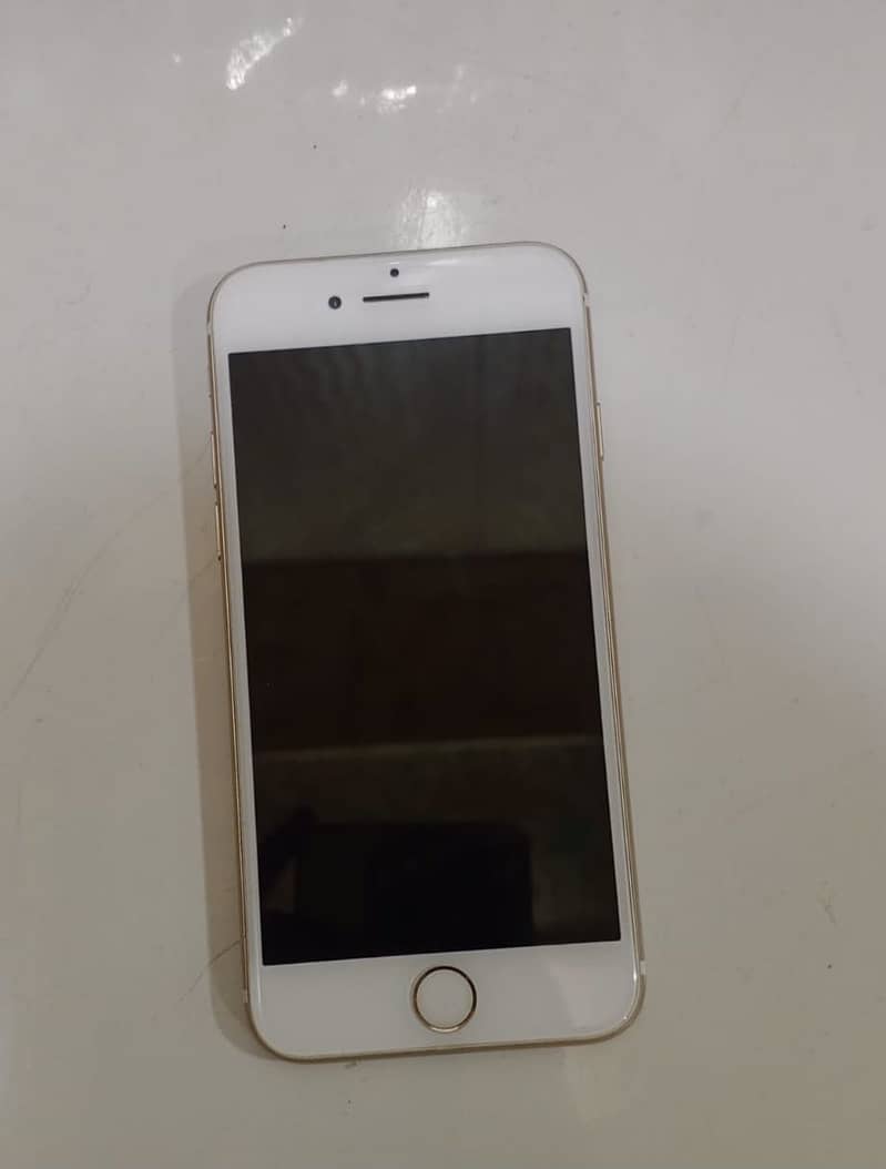 Apple iPhone 7 3