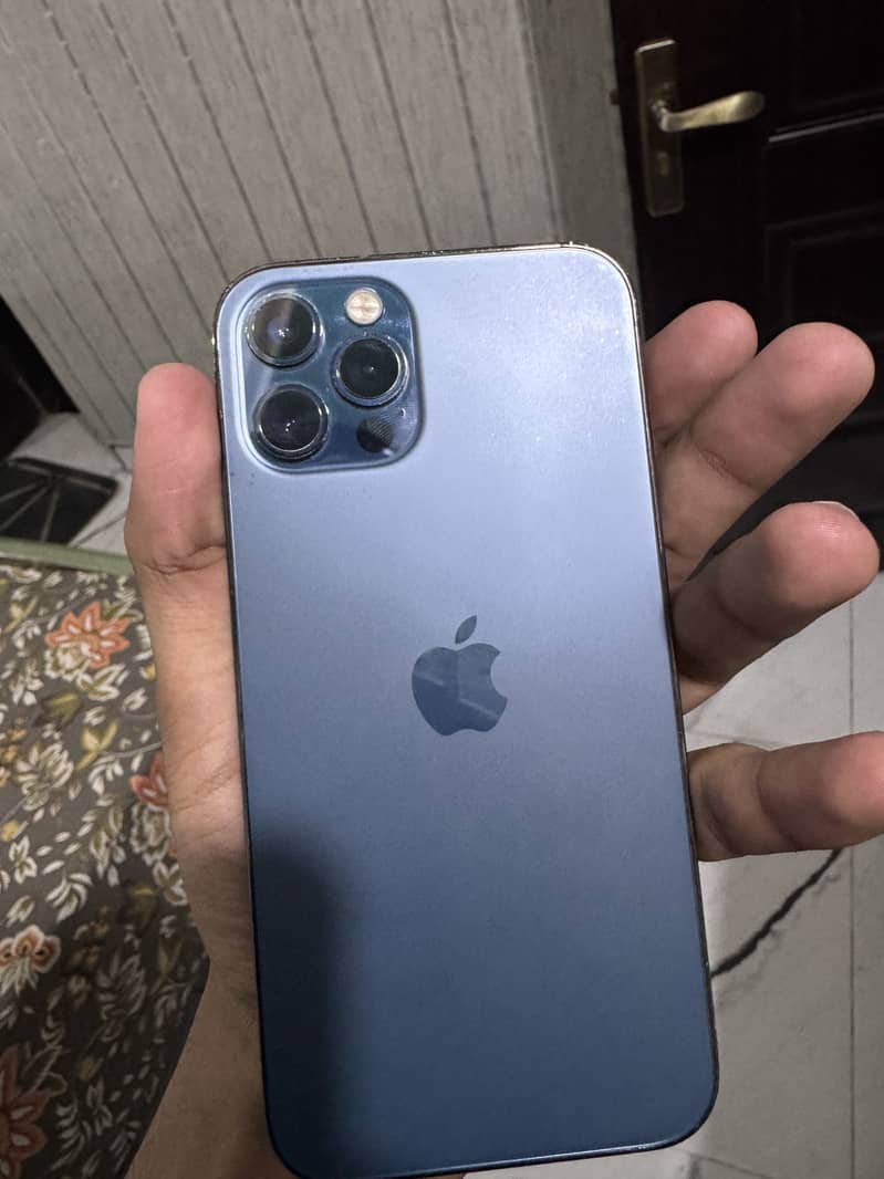 Apple iPhone 12 Pro 2