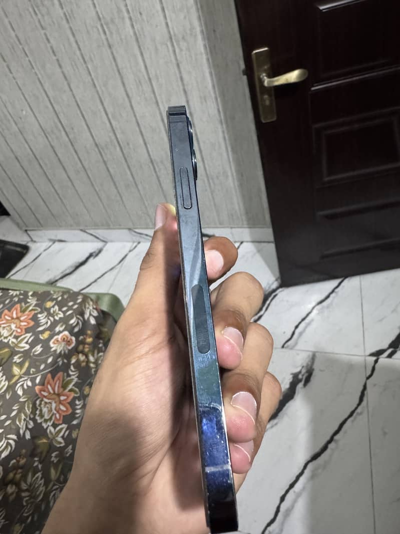 Apple iPhone 12 Pro 9