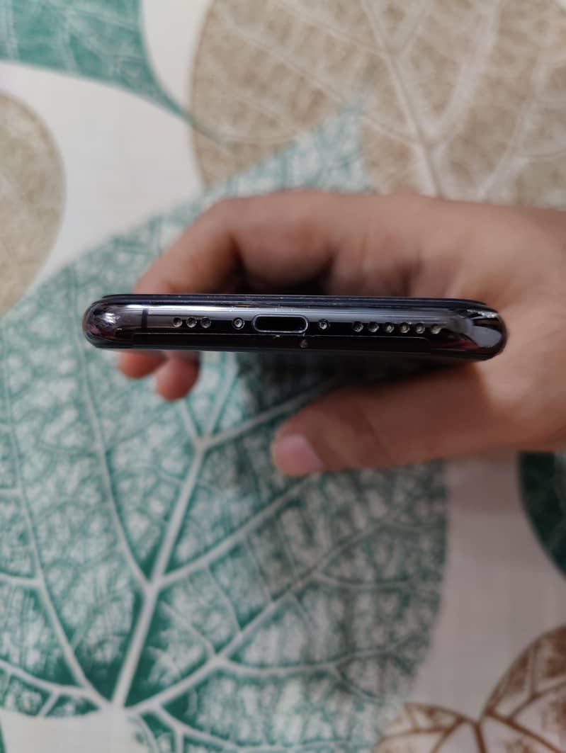 Iphone 11 pro 6
