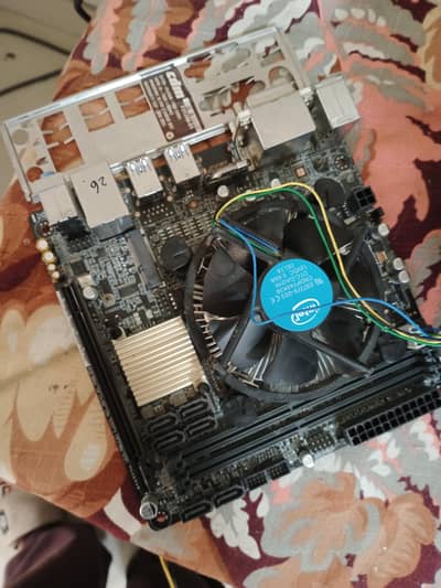 Combo Deal Asus Board Xeon E3-1245 v5