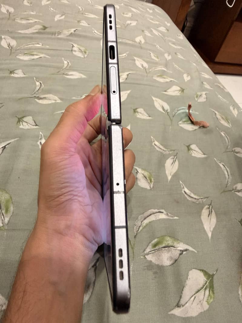 One Plus Open 6