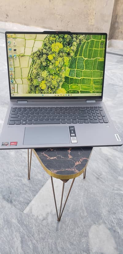 Lenovo Yoga 7 2. in 1 Touchscreen Laptop premium Powerful