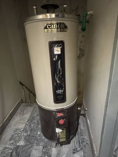 Canon 200 L Conventional Geyser