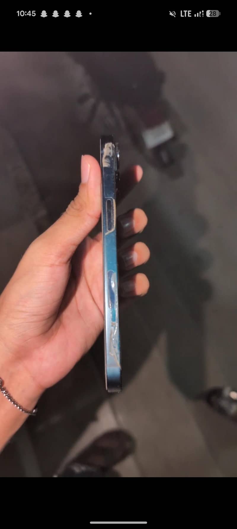 Apple iPhone 13 1