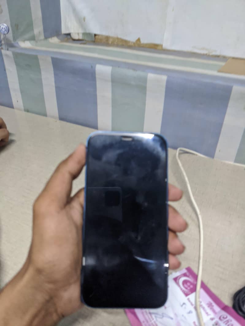 Apple iPhone 12 5