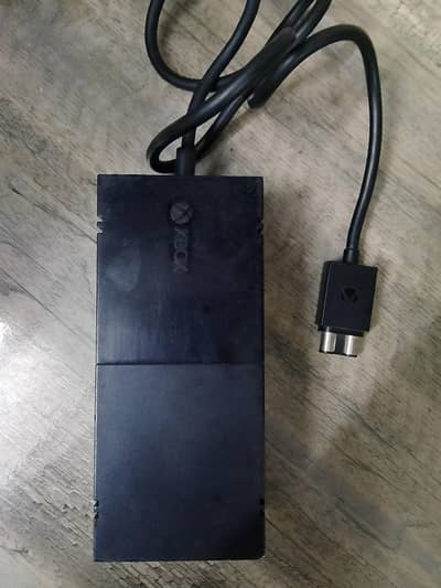 Original Microsoft Xbox One Power Brick / Power Supply – A13-203P1A