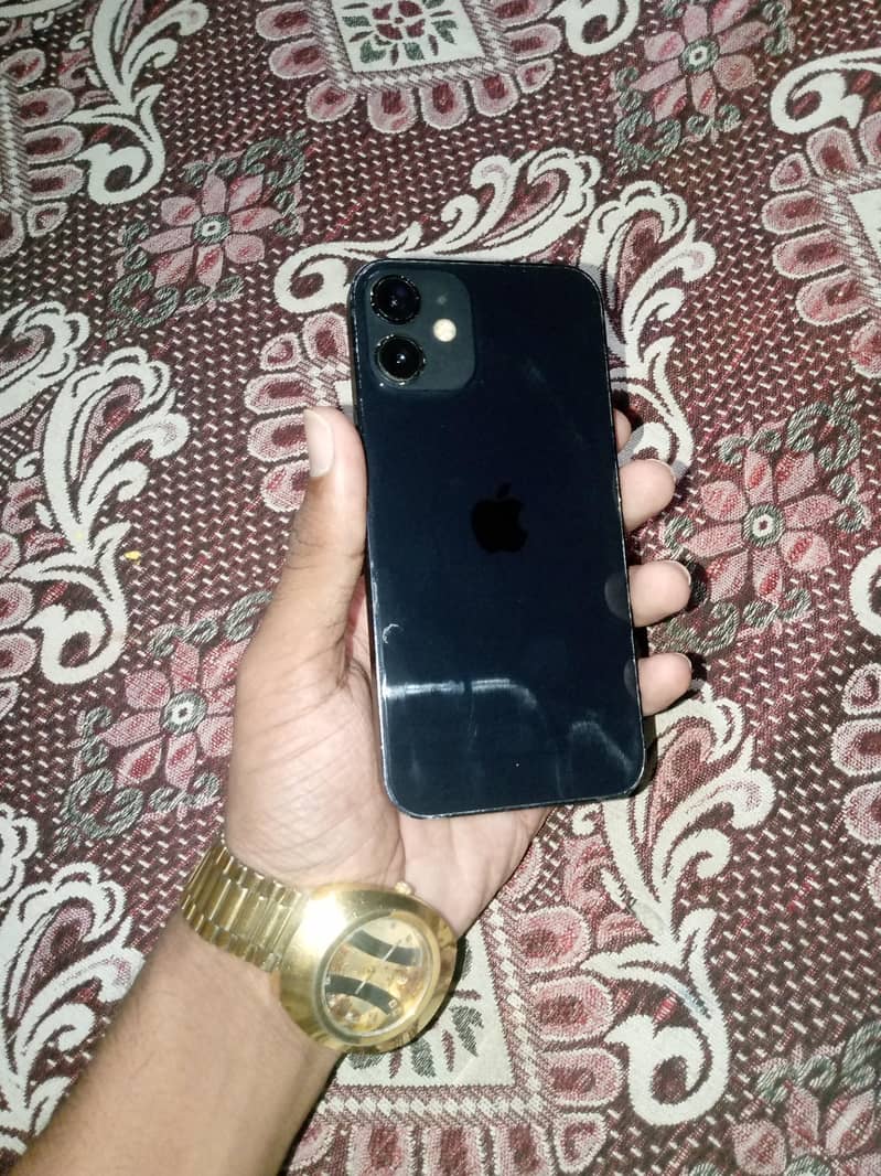Apple iPhone 12 mini 2