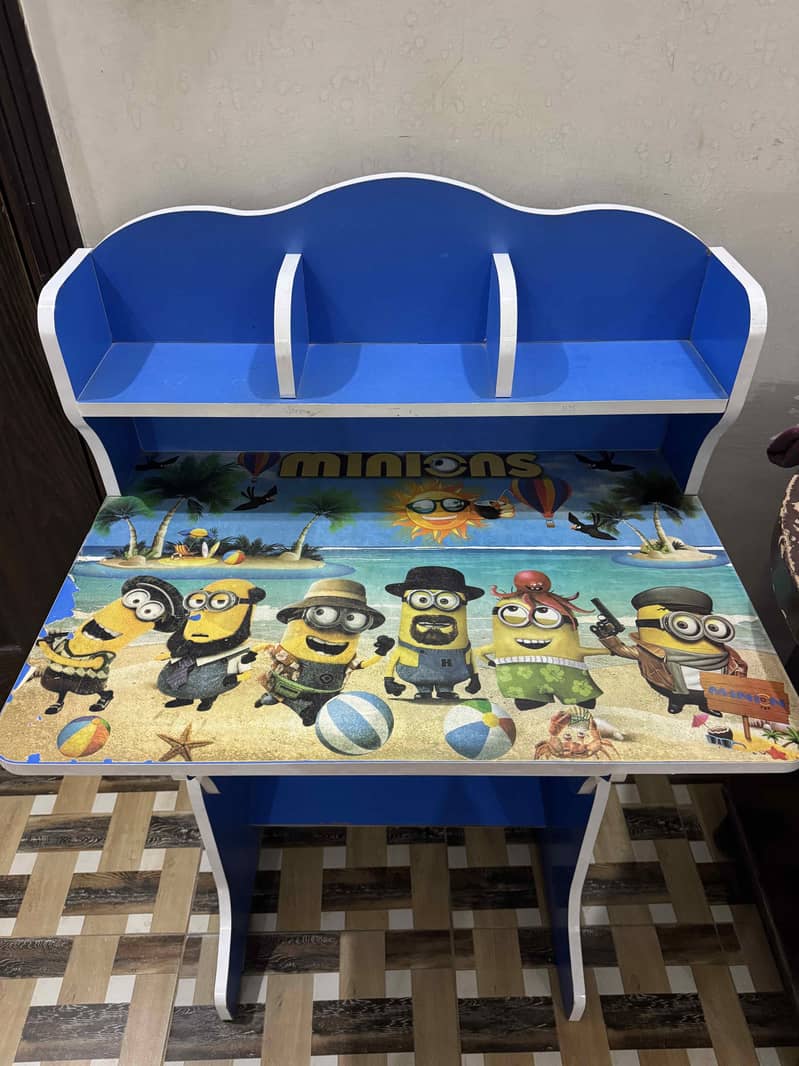 Study table and chair set 3
