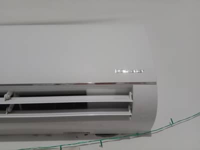Haier Dc inverter ac brand new . 1.5 ton ac