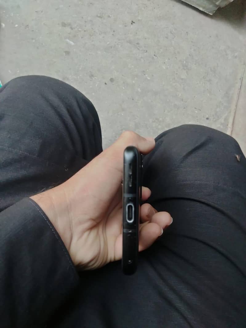 One Plus 10 Pro 4