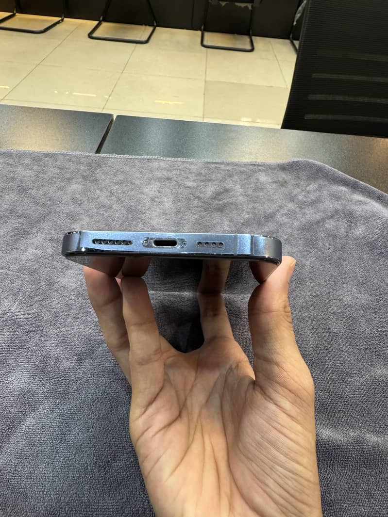 Apple iPhone 13 Pro Max 256 GB 7