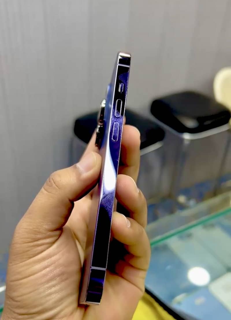 Apple iPhone 14 Pro 3