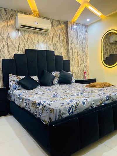 DAILY BASIS ONE BEDROOM FURNISHED APARTMENT FOR RENT IN IQBAL BLOCK BAHRIA TOWN LAHORE