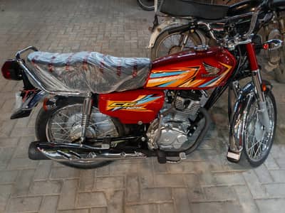Honda 125 700 km running just like new