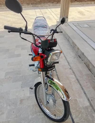 Brand New CD 70 Bike