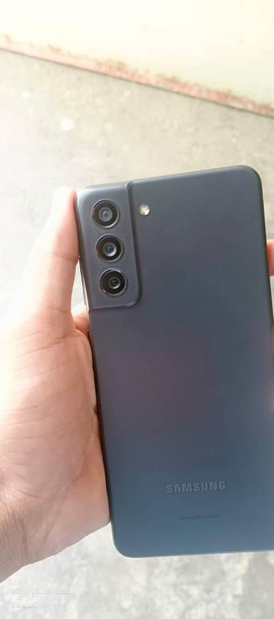 Samsung Mobile S21 FE