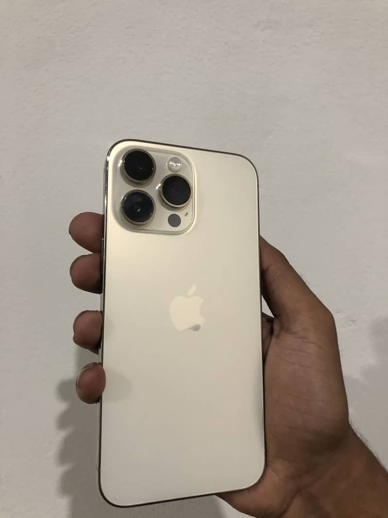 Apple iPhone 14 Pro Max 0