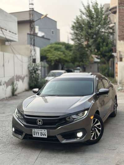 Honda Civic 2017 UG Full option neat and clean