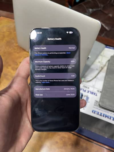 Apple iPhone 16 Pro