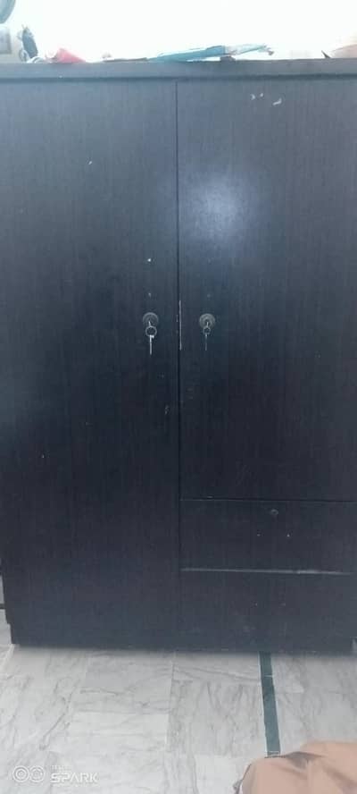 2door almari