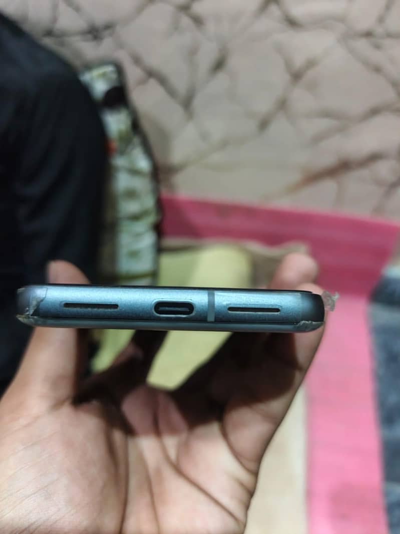 Google Pixel 8 3