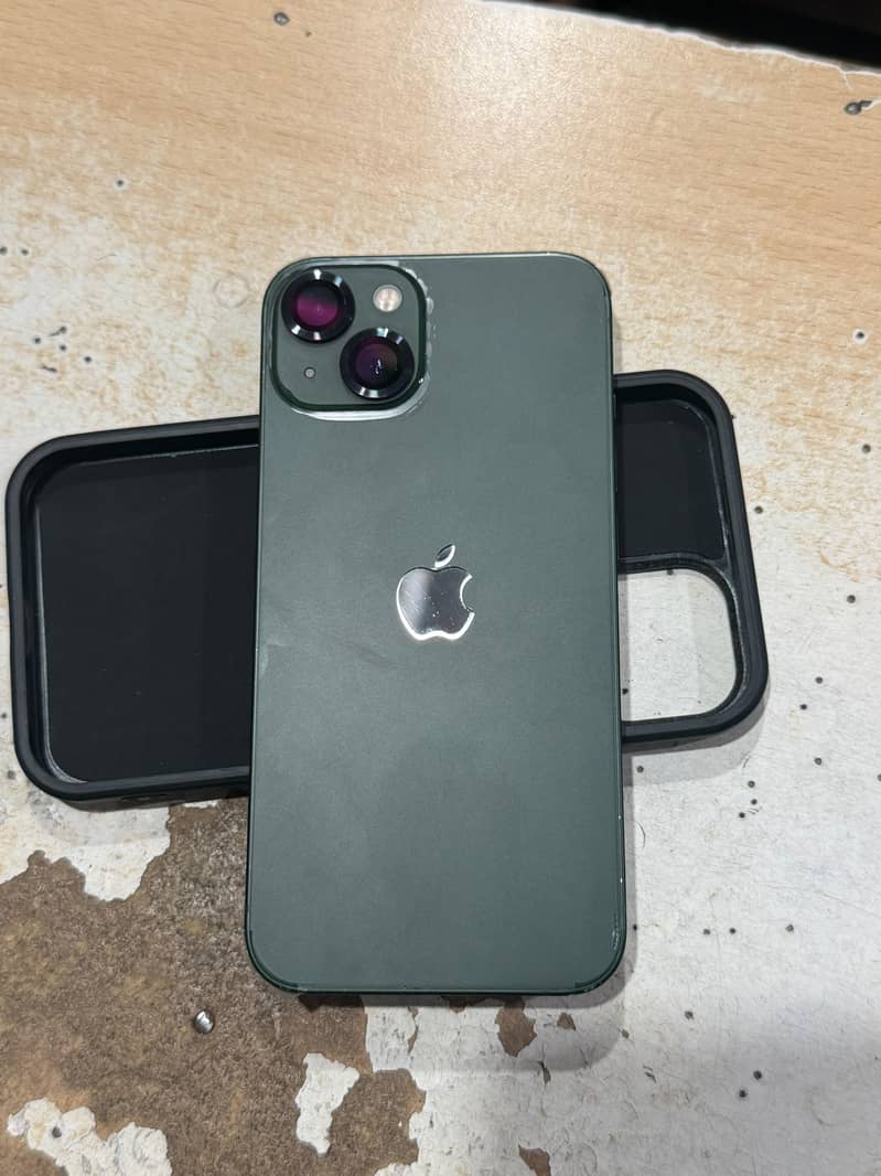 Apple iPhone 13 1