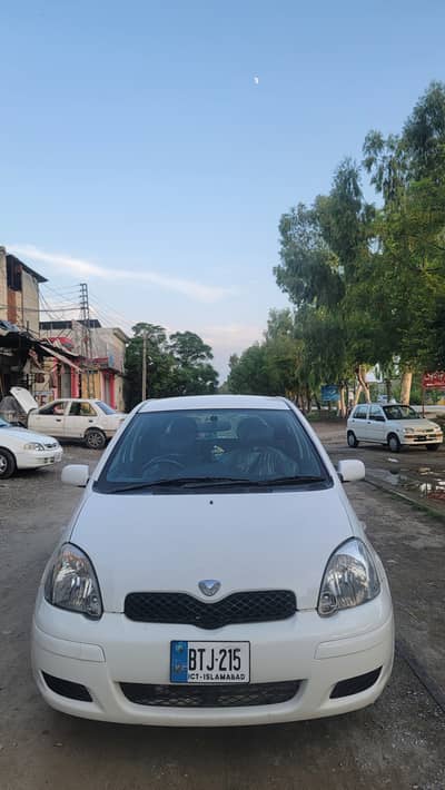 Toyota Vitz 2004