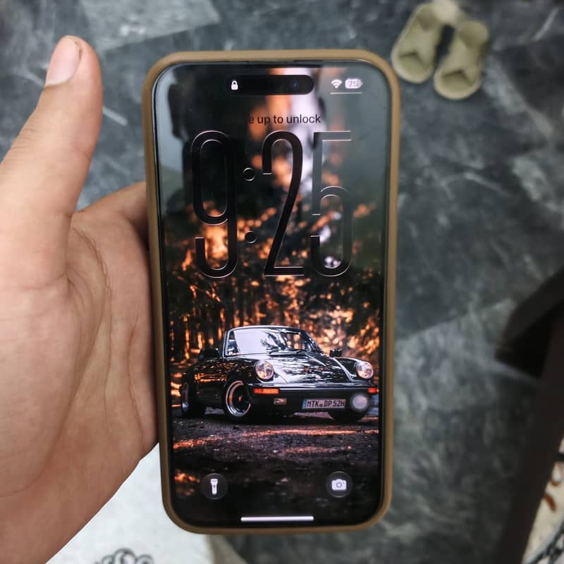 Apple iPhone 14 Pro Max 1