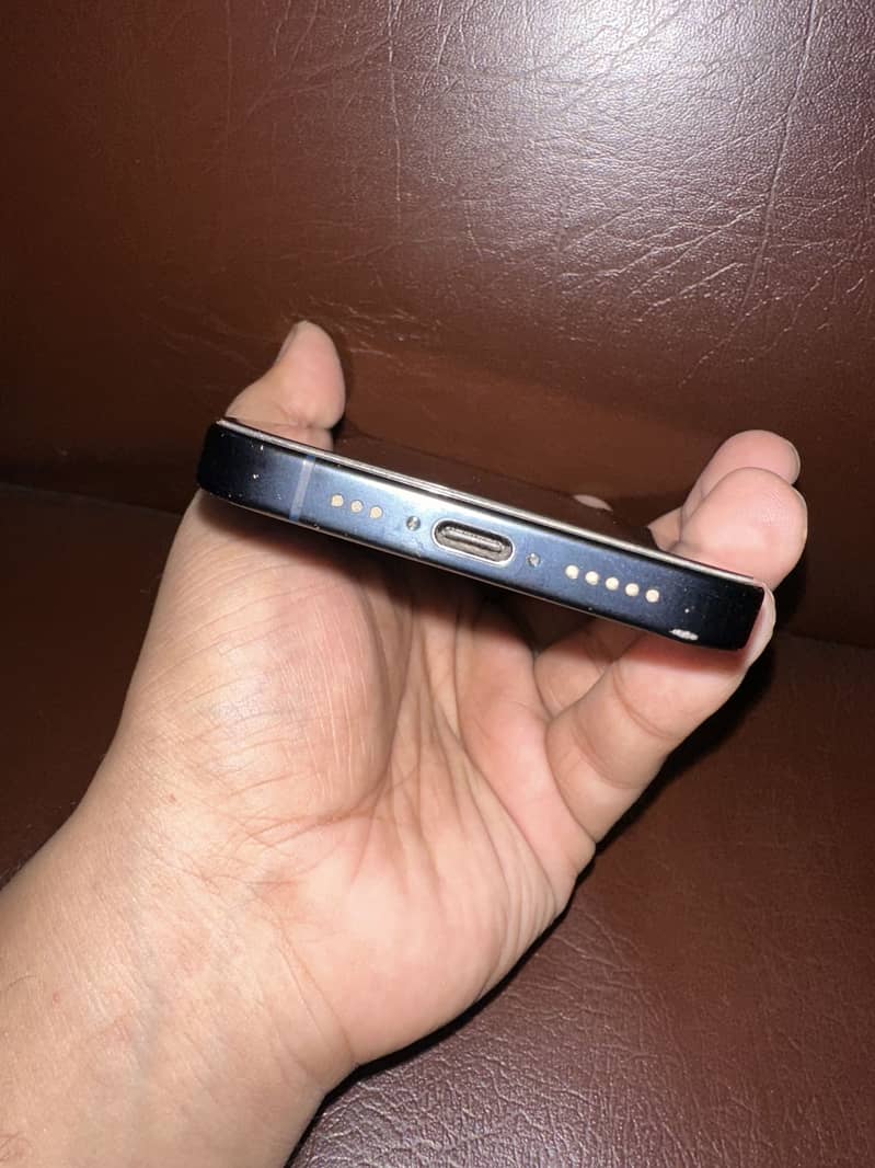 Apple iPhone 15 Pro 1