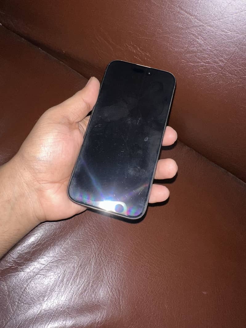 Apple iPhone 15 Pro 6