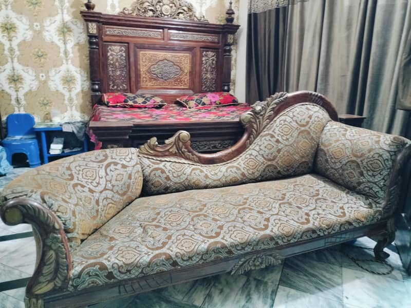 sofa only one 1