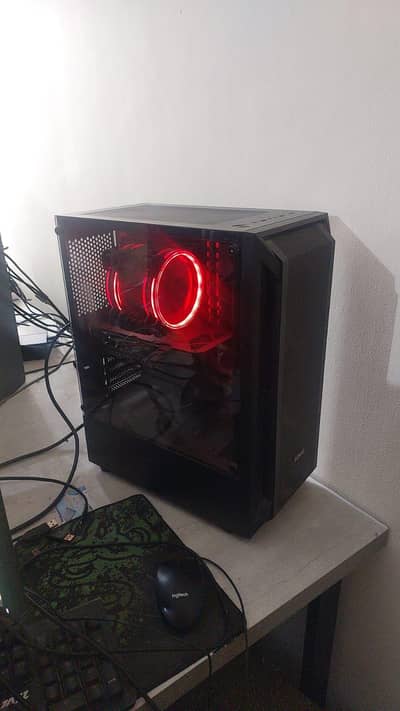 Ryzen 7 5800x 32 GB RTX 5060 TI 16 GB - in warranty