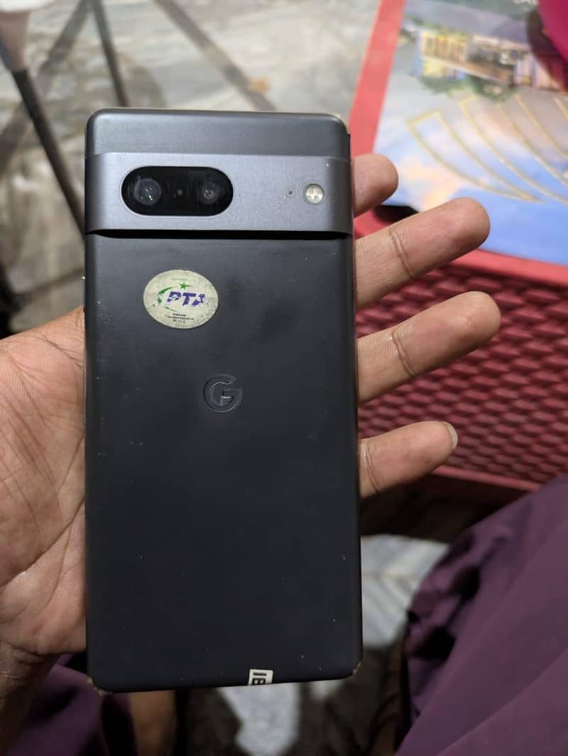 Google Pixel 7 3