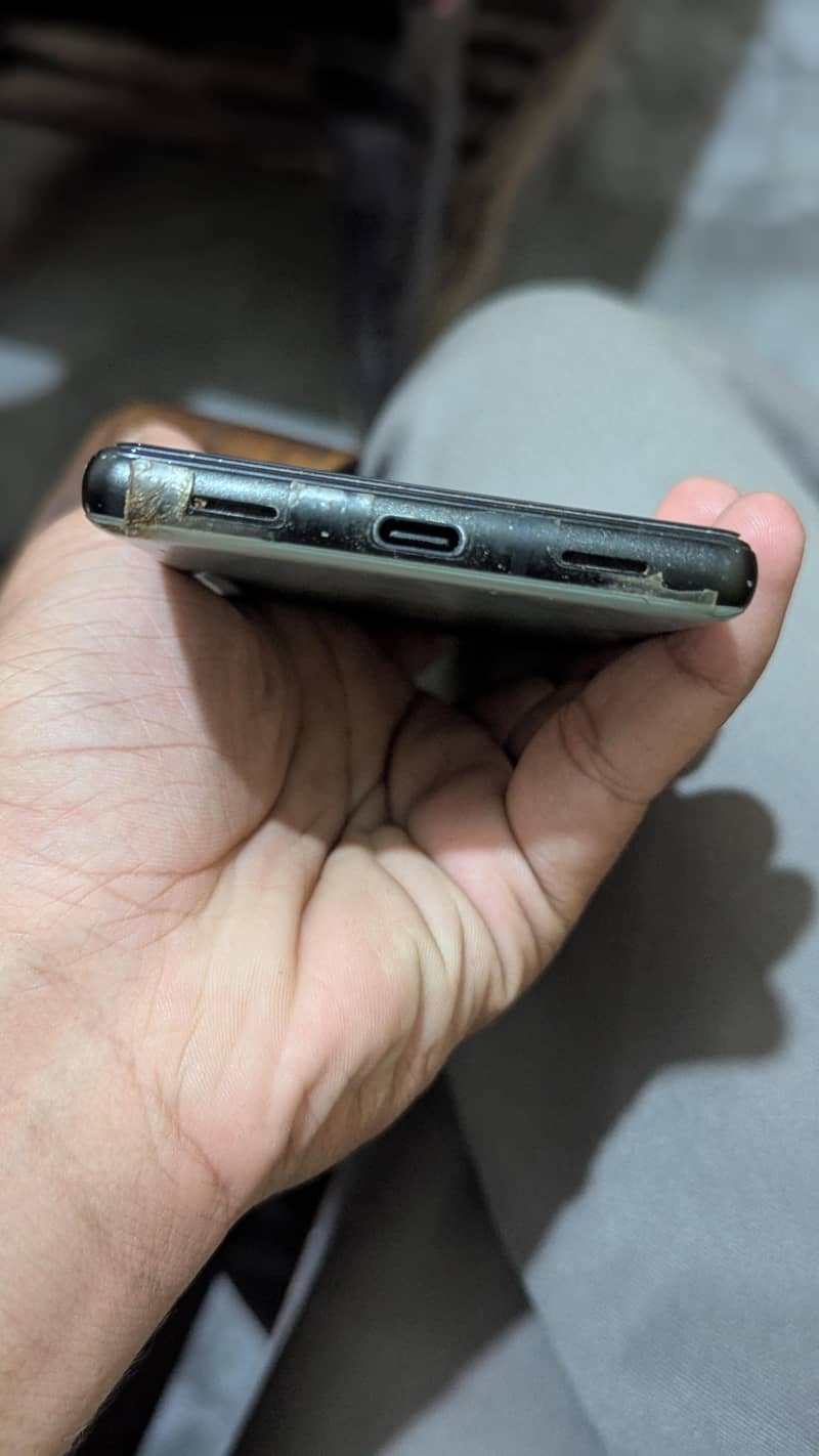 Google Pixel 6a 5