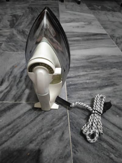 Deluxe National Iron