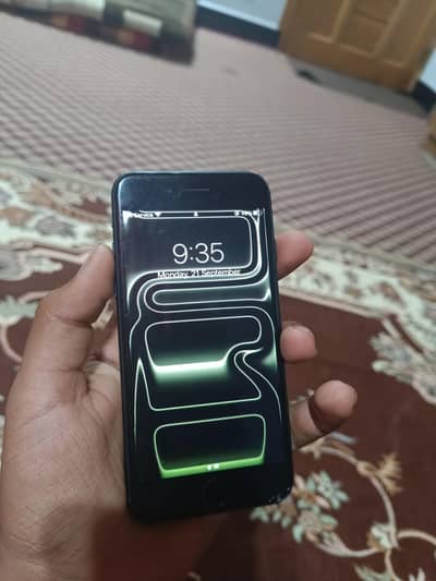 Apple iPhone 7
