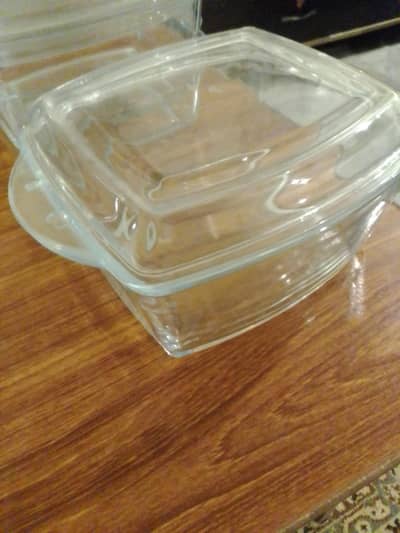 New set of Glass Containers with cover for sale!!